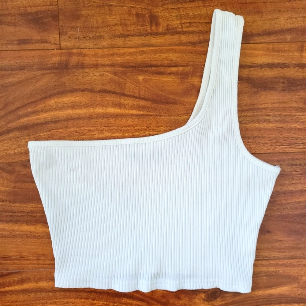 One Shoulder Crop Top